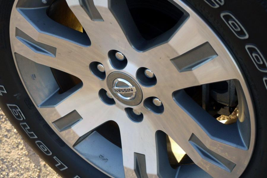 Nissan Pathfinder 2010 года  (фото 71 из 81)
